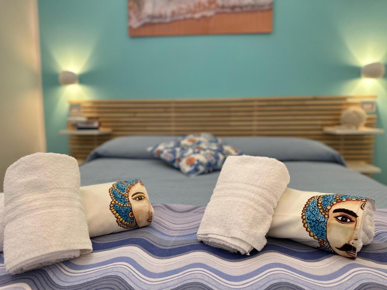 Madre Terra Airport Rooms And Suites Terrasini Extérieur photo