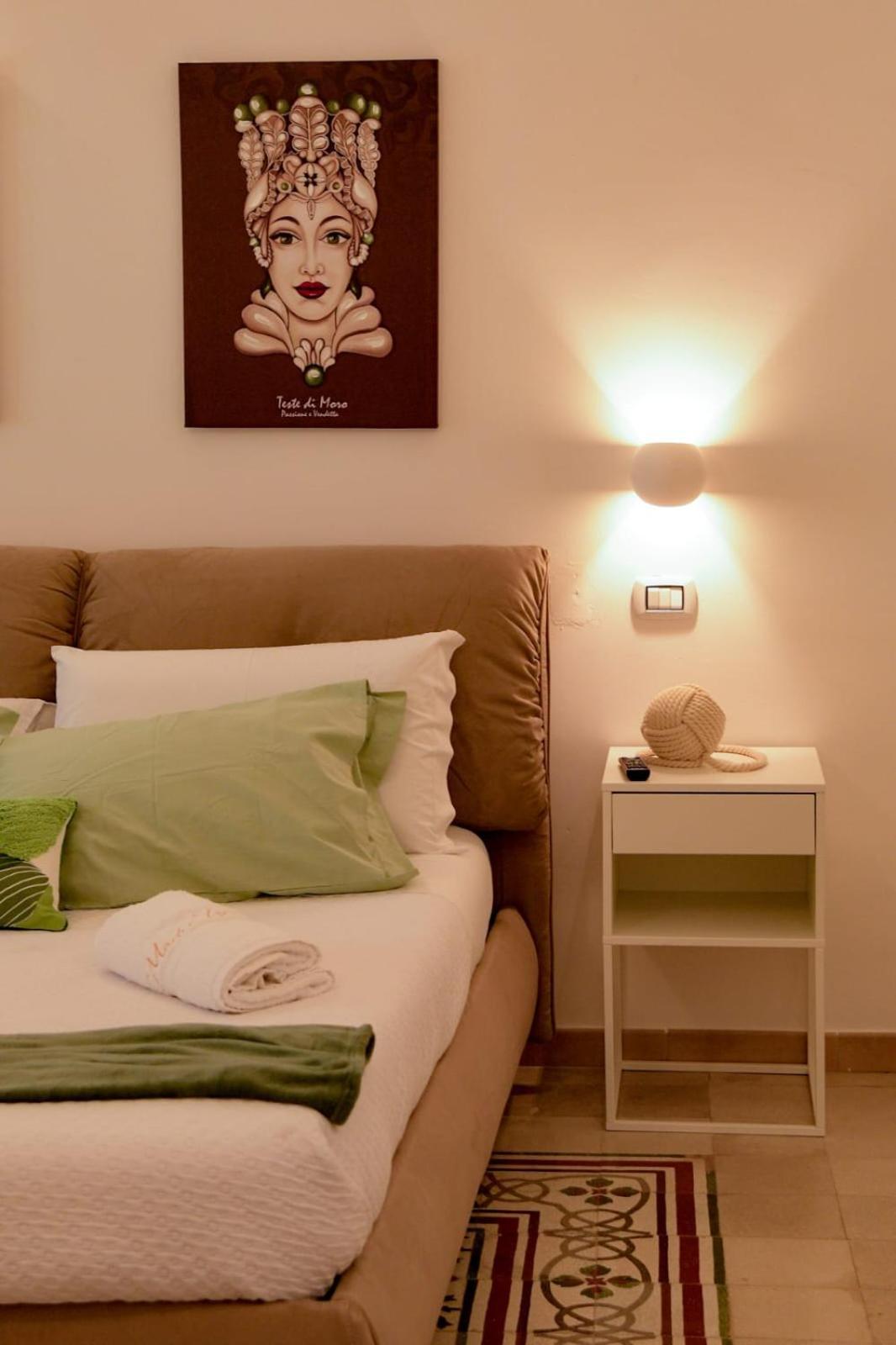 Madre Terra Airport Rooms And Suites Terrasini Extérieur photo