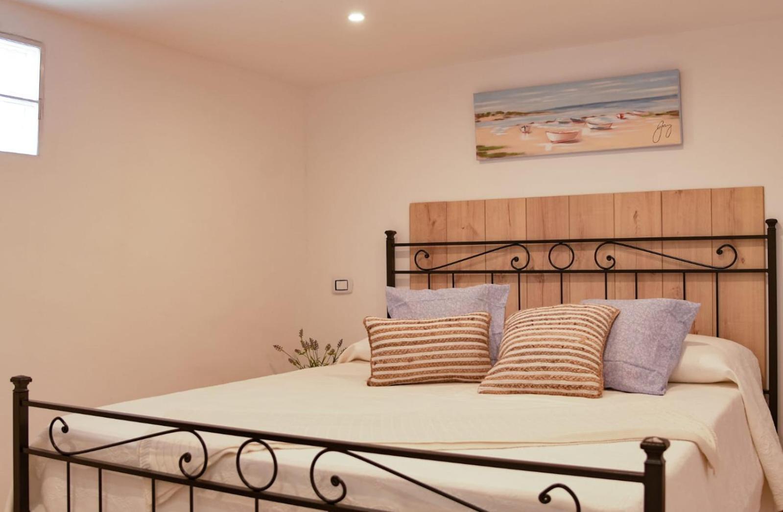 Madre Terra Airport Rooms And Suites Terrasini Extérieur photo